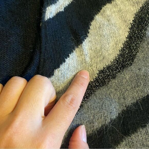 Outlander Vtg Sweater long open cardigan gray black metallic lambs wool angora M - Picture 7 of 8